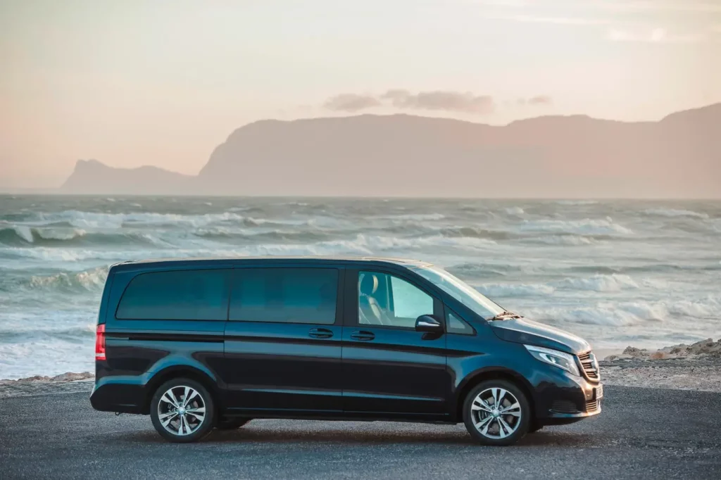 Minibus hire Liverpool